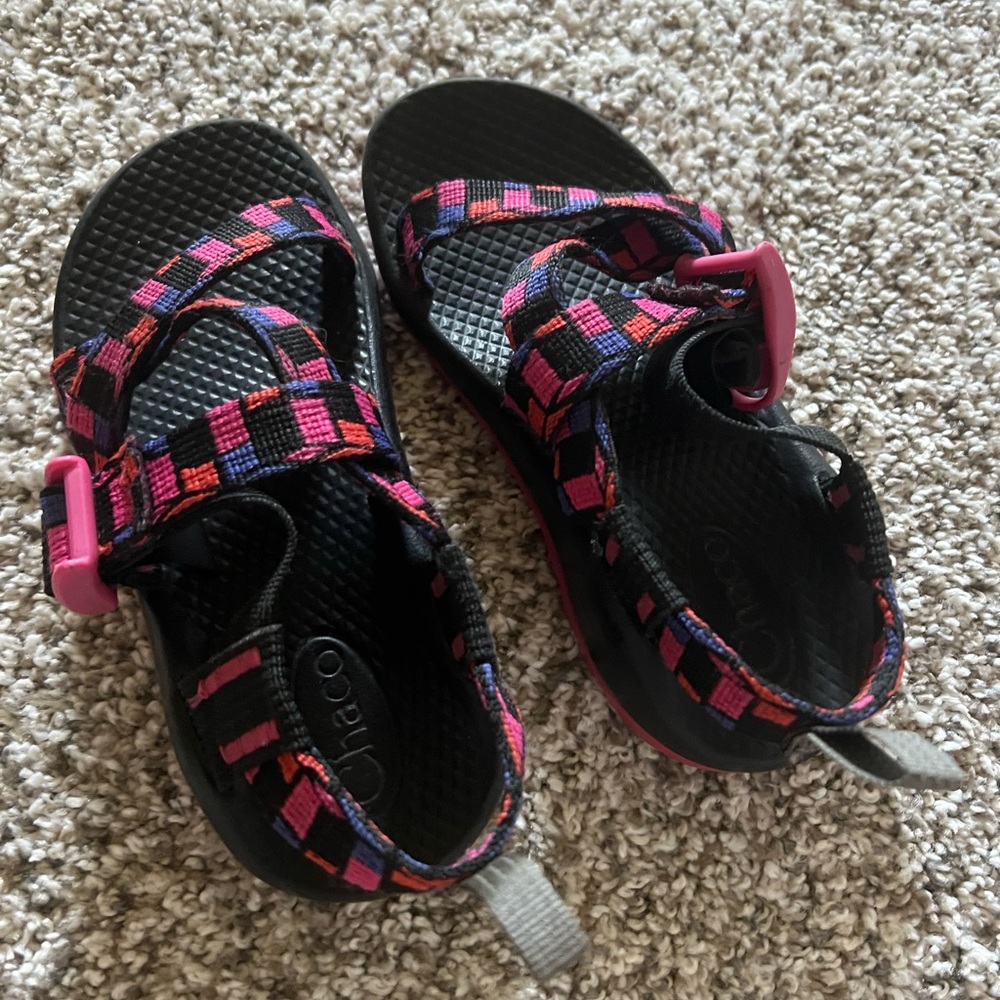 Chacos in great shape! So much wear left. Size 12